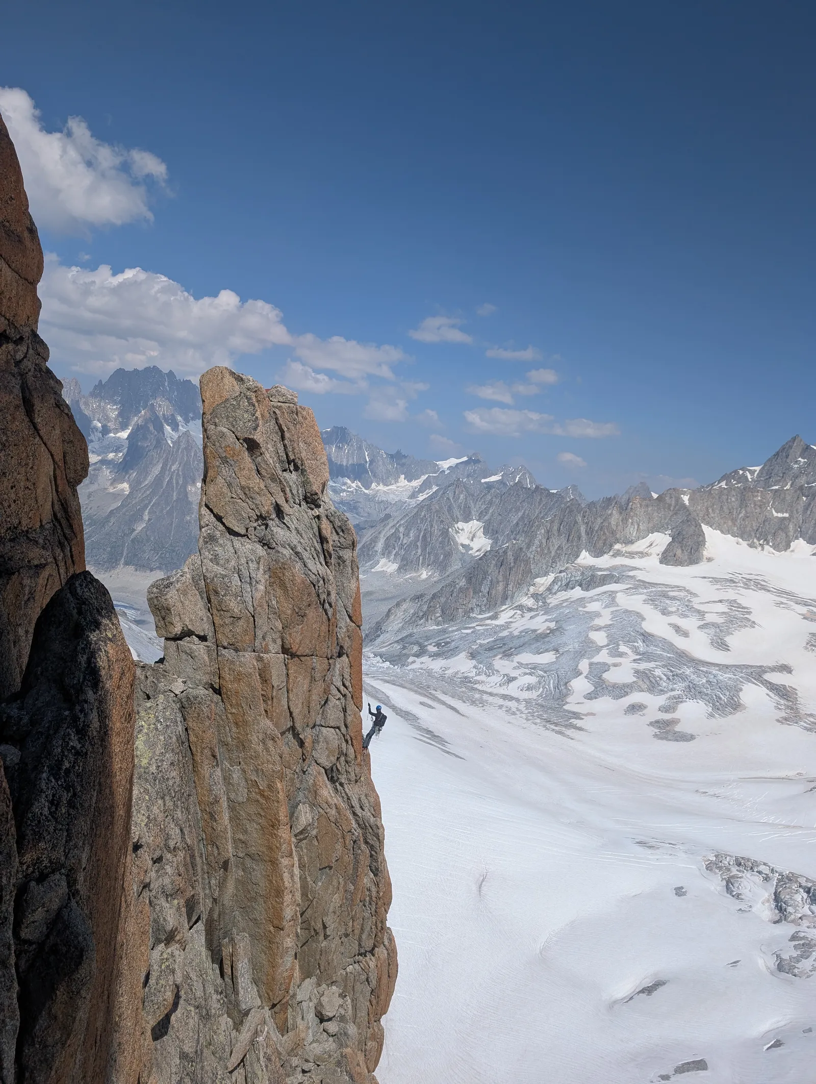 -19-c1OT.webp