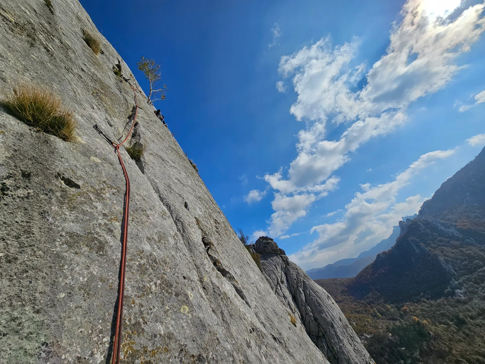 20251018_111645-E5MT.webp